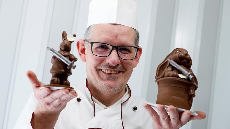 c76ee1f91d1c4b70addbdea703f658b9 750