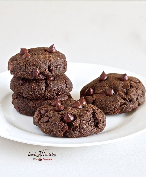 paleo nutella filled double chocolate chip cookies 2