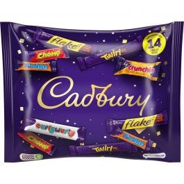 cadbury family treatsize 216g bag front