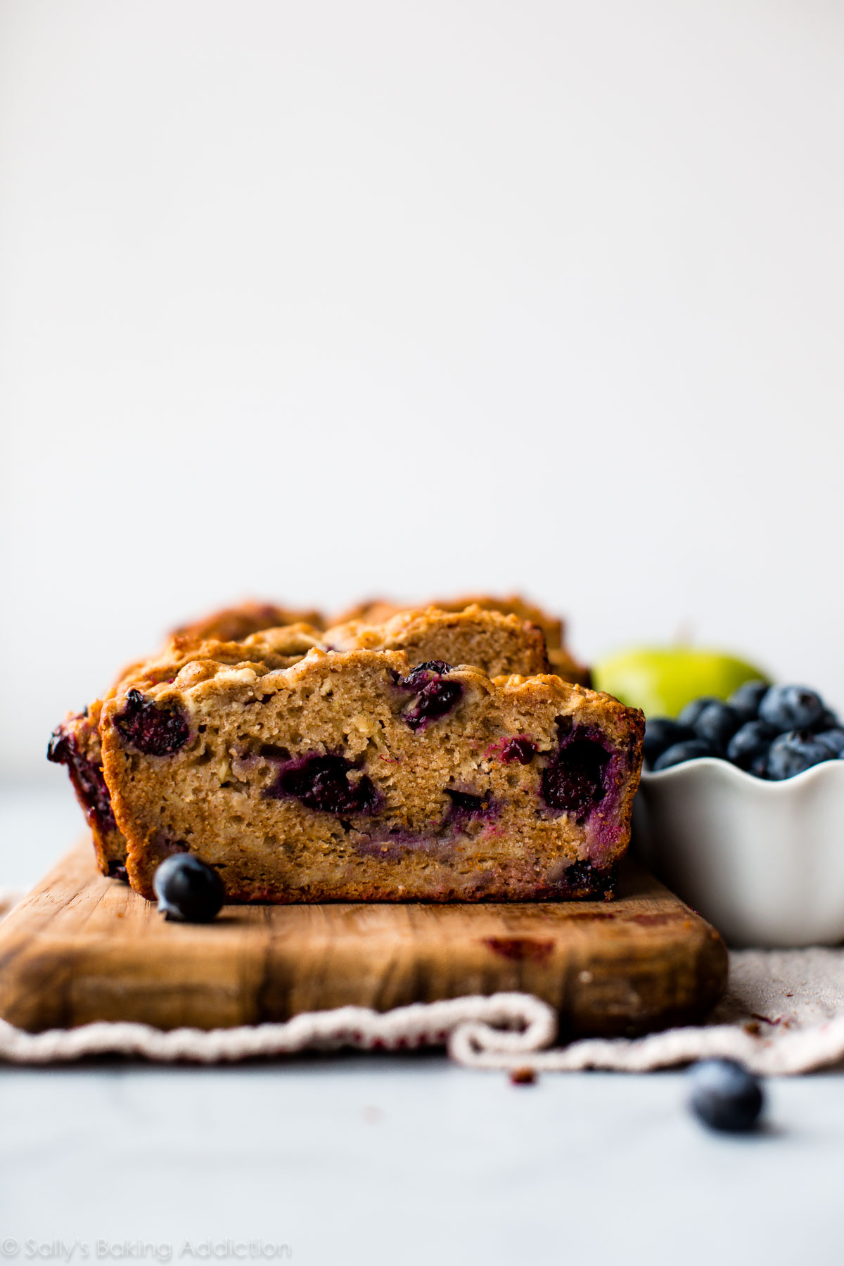 greek yogurt apple blueberry bread 2