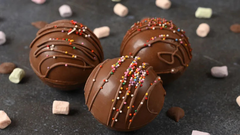 Día De Los Muertos Hot Cocoa Bombs Bring The Festivities To Your Drink